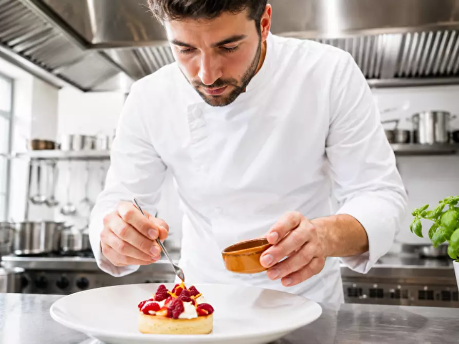 Immagine 12 di Bar / Ristorante in vendita  in VIA ROMA 100 a Verona