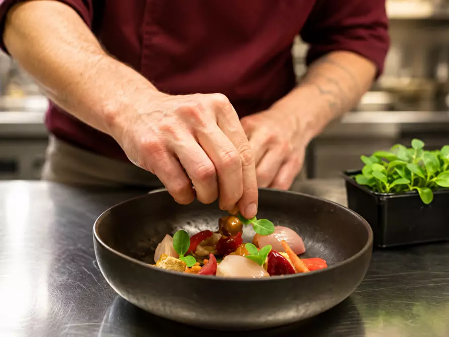 Immagine 2 di Bar / Ristorante in vendita  in via ROMA 100 a Mantova