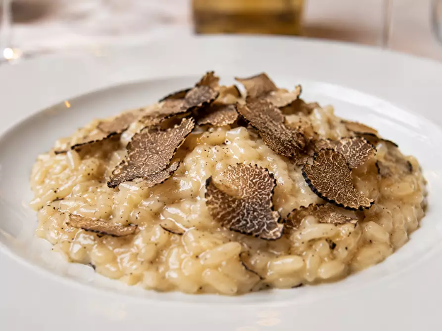 Immagine 5 di Bar / Ristorante in affitto  in VIA ROMA 100 a Verona