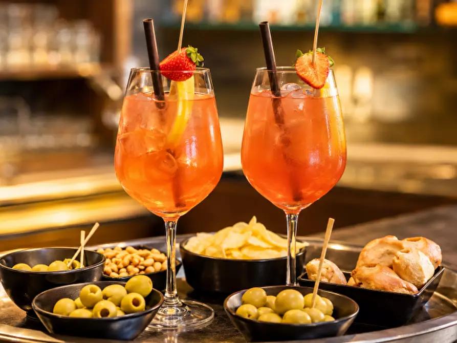 Immagine 8 di Bar / Ristorante in vendita  in VIA ROMA 100 a Villafranca Di Verona