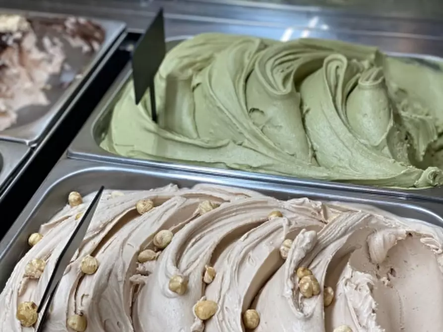 Immagine 2 di Bar / Ristorante in vendita  in viale delle Nazioni a Verona