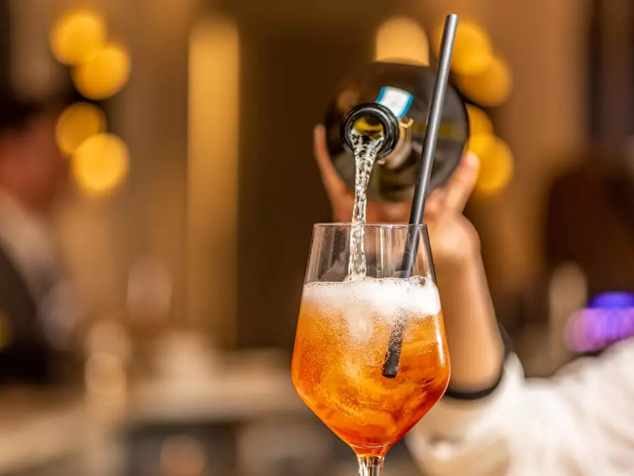 Immagine 14 di Bar / Ristorante in vendita  in VIALE DELLE NAZIONI , 10 a Mantova