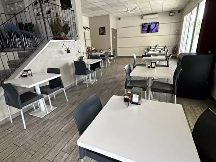 Immagine 6 di Bar / Ristorante in vendita  in VIALE DELLE NAZIONI , 10 a Mantova