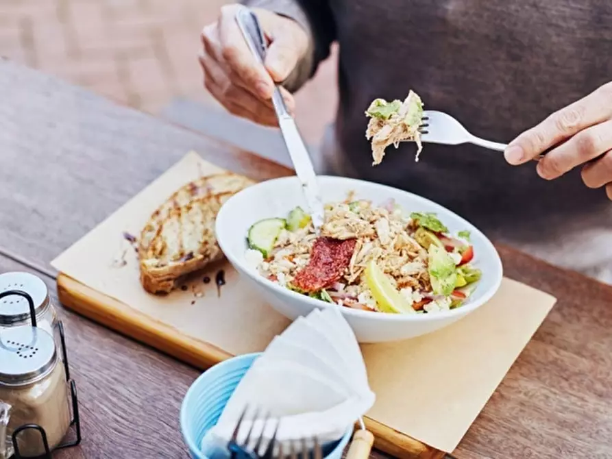 Immagine 7 di Bar / Ristorante in vendita  in VIALE DELLE NAZIONI , 10 a Mantova