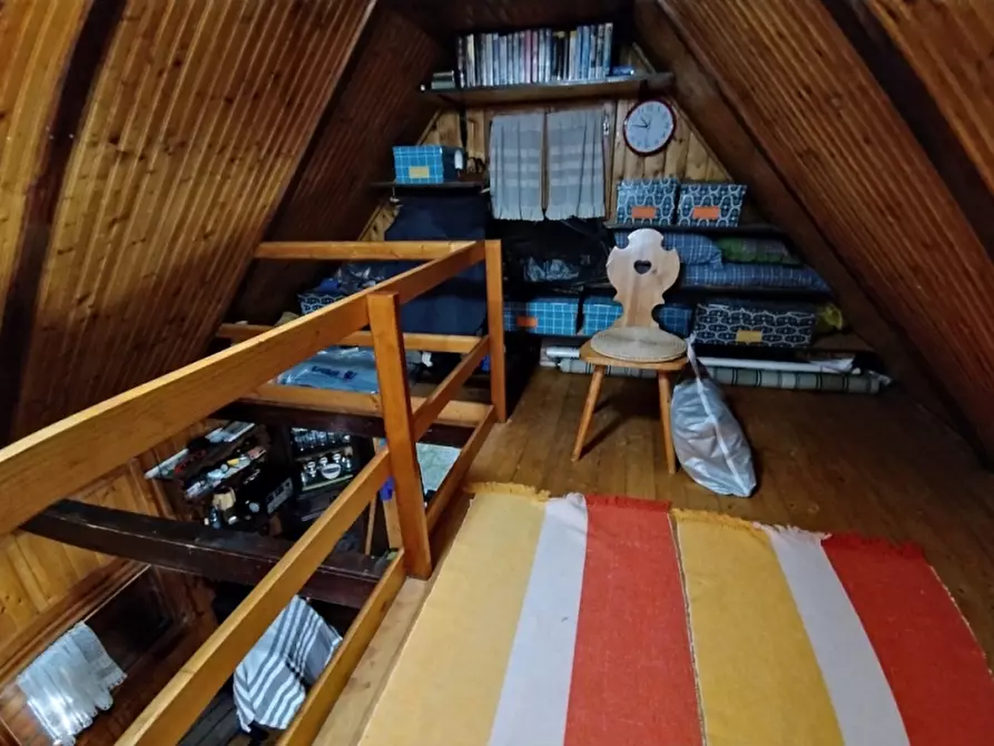 Immagine 18 di Baita in vendita  a Borno