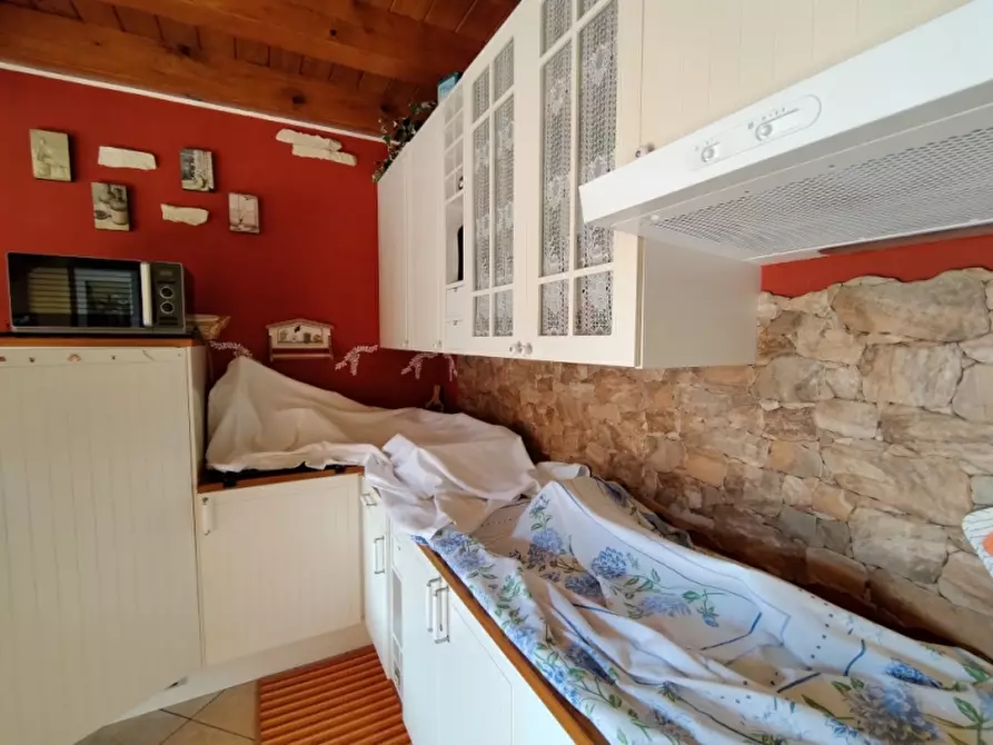 Immagine 6 di Appartamento in vendita  in Viale dei Castagni a Lozio