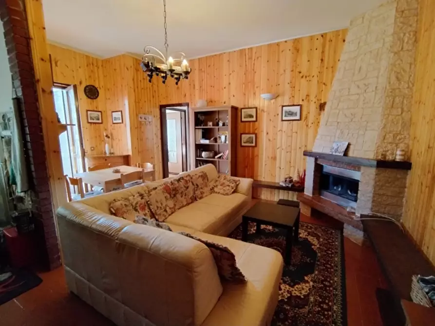 Immagine 3 di Appartamento in vendita  a Borno