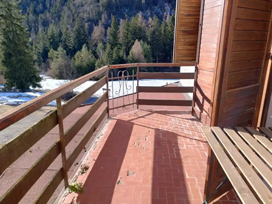 Immagine 10 di Appartamento in vendita  a Borno