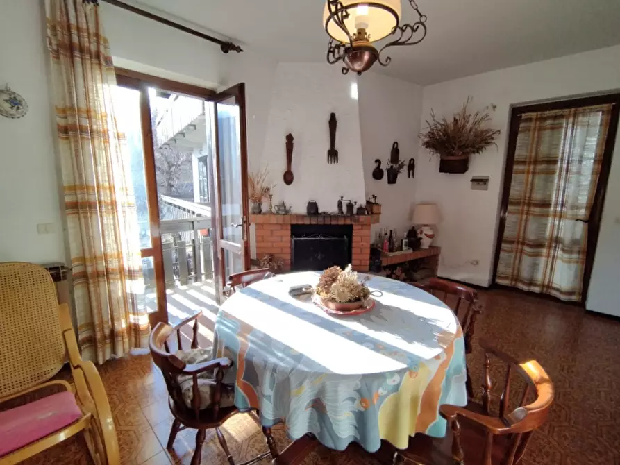 Immagine 3 di Appartamento in vendita  a Borno