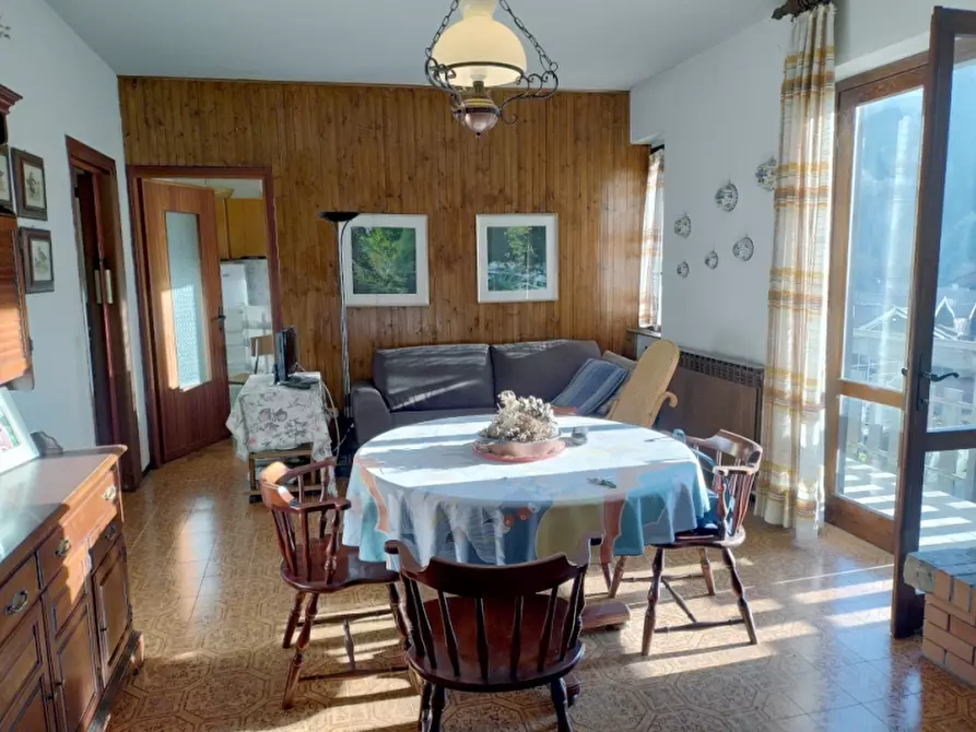 Immagine 5 di Appartamento in vendita  a Borno