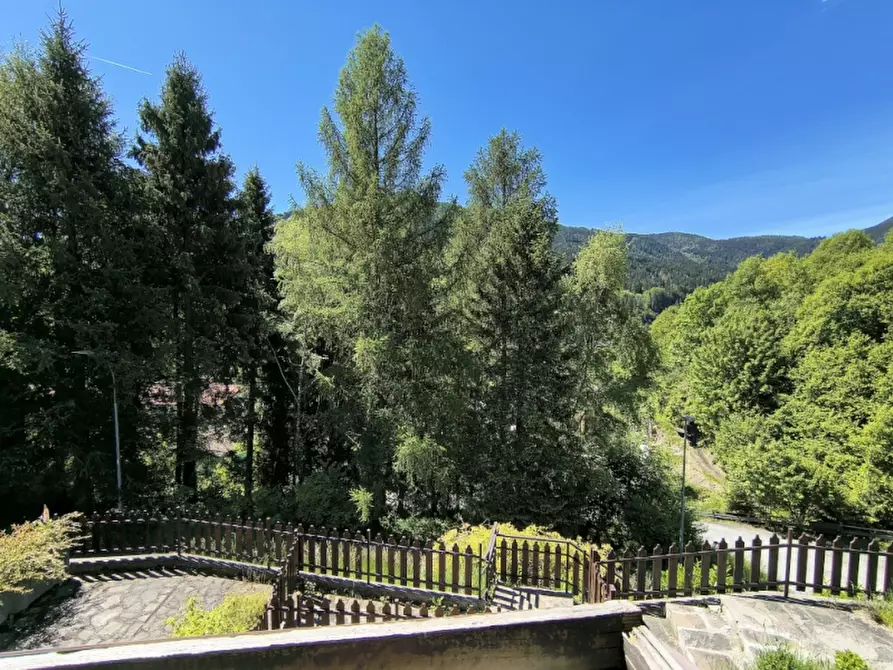 Immagine 23 di Appartamento in vendita  a Borno