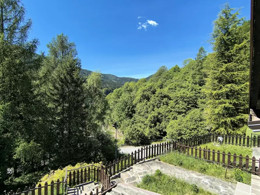Immagine 26 di Appartamento in vendita  a Borno