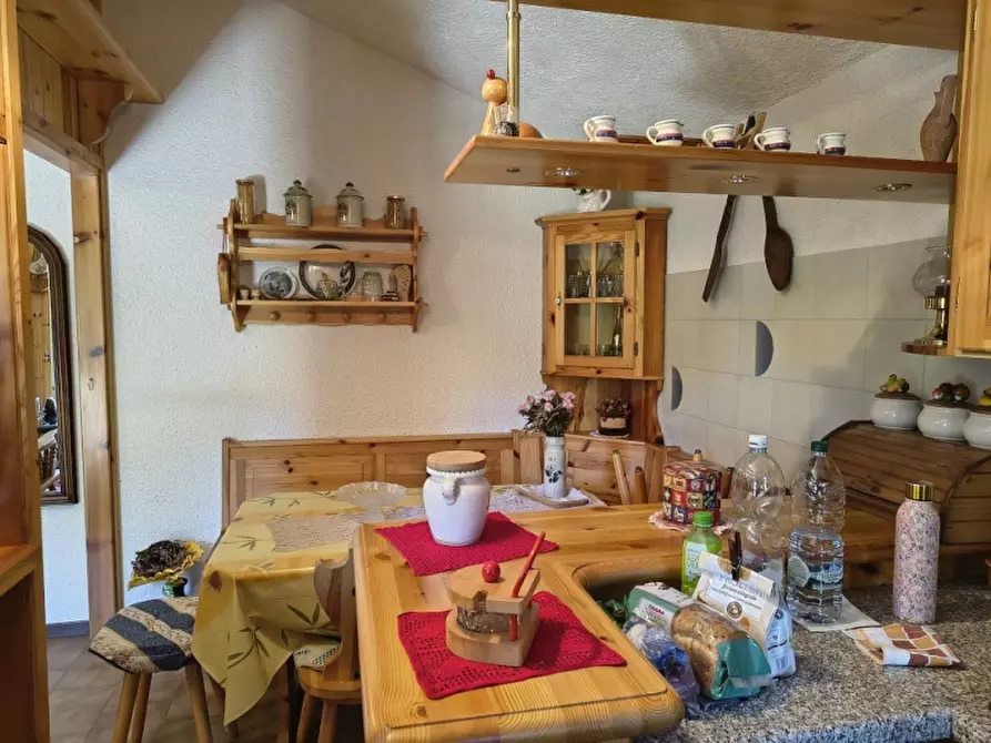 Immagine 5 di Appartamento in vendita  a Borno