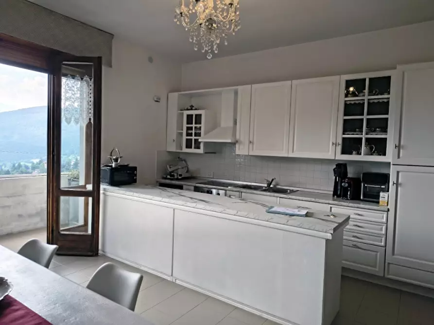 Immagine 11 di Appartamento in vendita  in Via Milano 20 a Borno