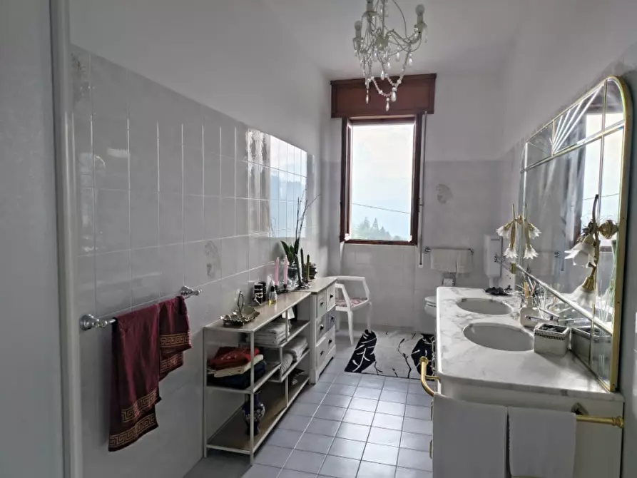 Immagine 22 di Appartamento in vendita  in Via Milano 20 a Borno