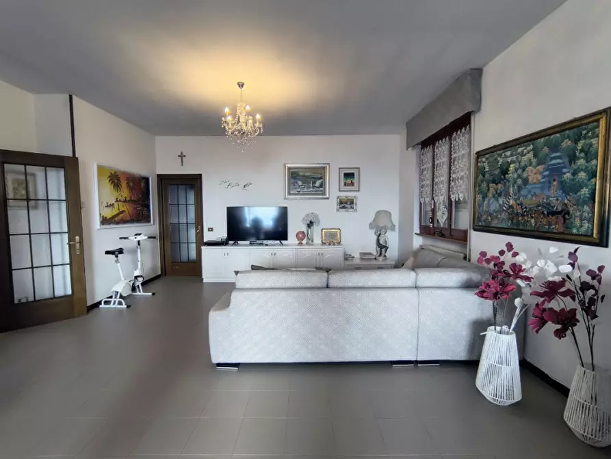 Immagine 6 di Appartamento in vendita  in Via Milano 20 a Borno