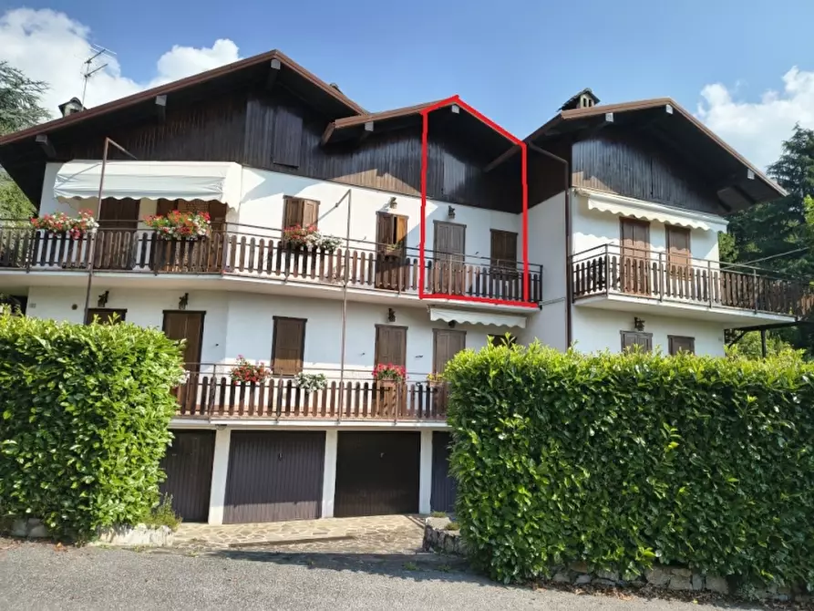 Immagine 2 di Appartamento in vendita  a Borno