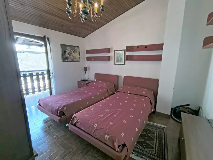Immagine 18 di Appartamento in vendita  a Borno