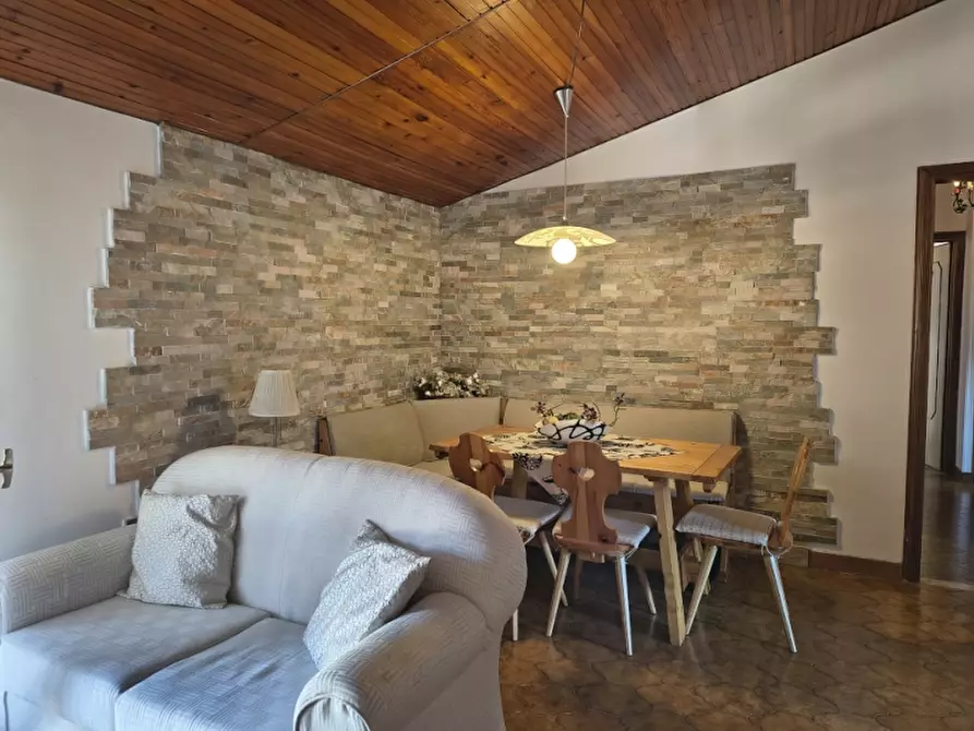 Immagine 3 di Appartamento in vendita  a Borno