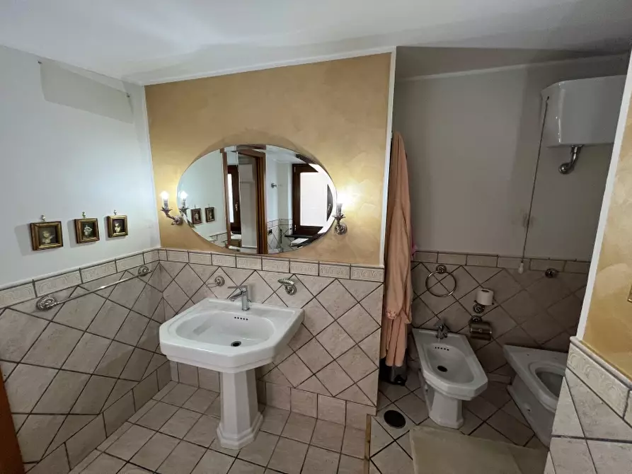 Immagine 28 di Terratetto in vendita  a Pagani