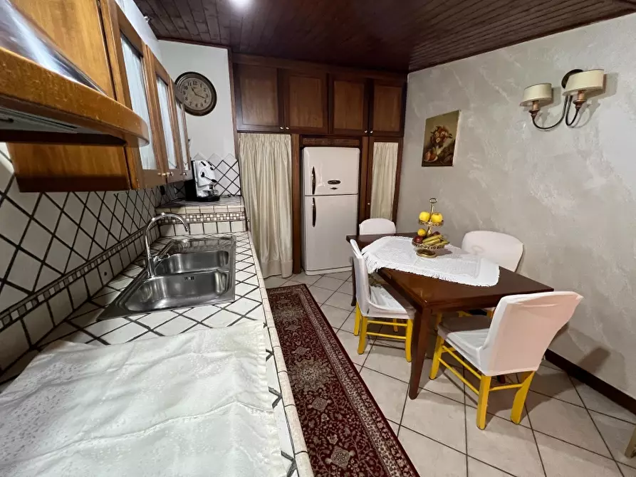 Immagine 34 di Terratetto in vendita  a Pagani