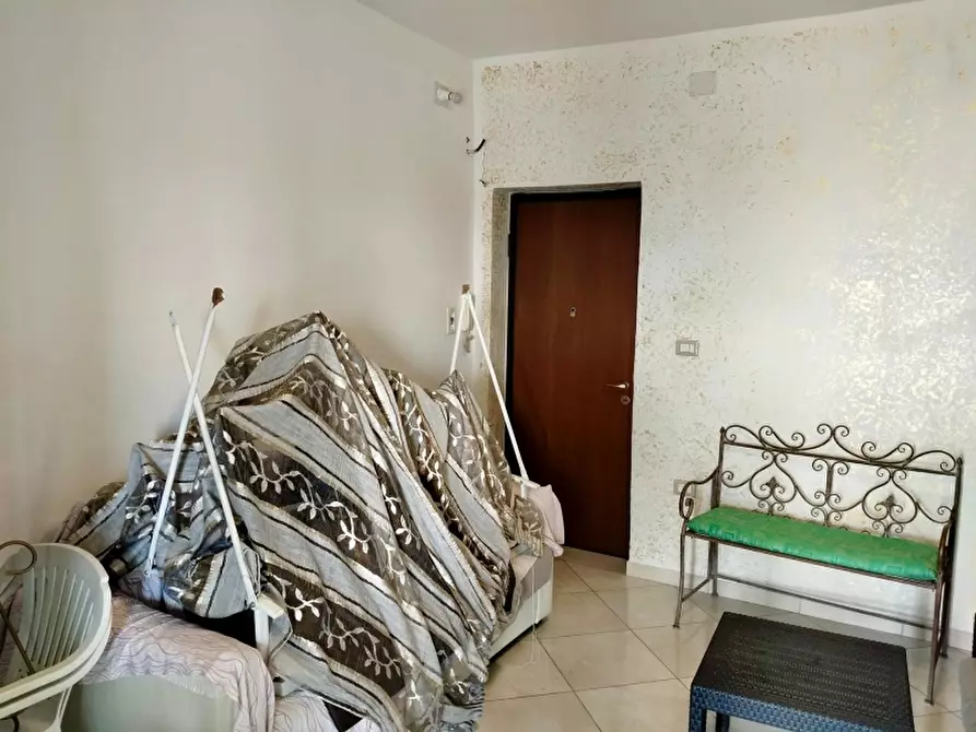 Immagine 12 di Magazzino in vendita  a Pagani