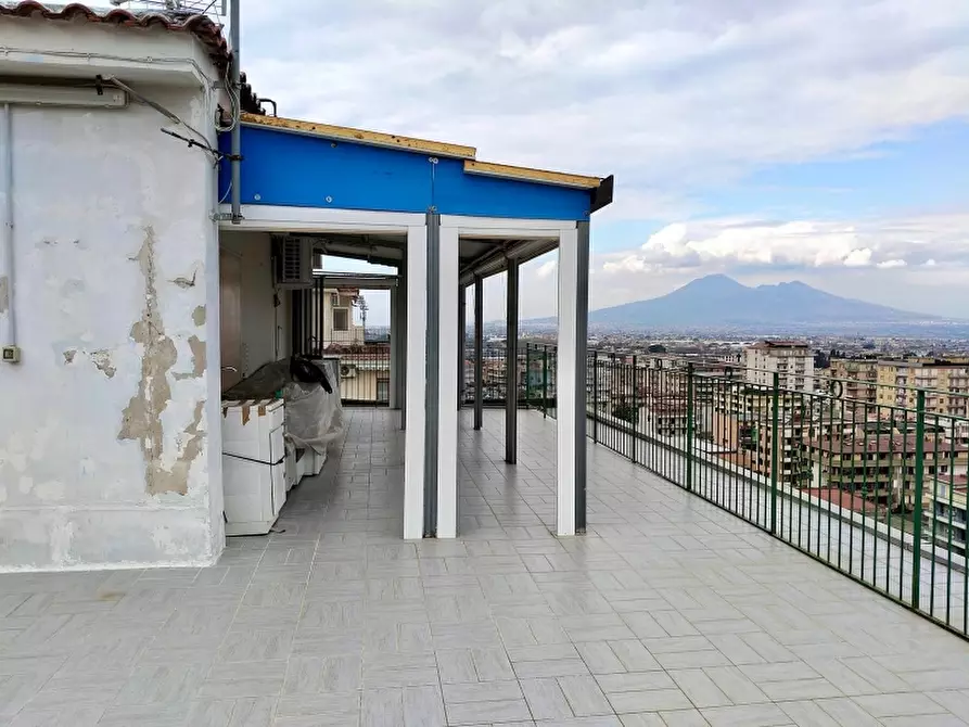 Immagine 1 di Magazzino in vendita  a Pagani