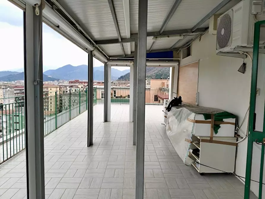 Immagine 13 di Magazzino in vendita  a Pagani