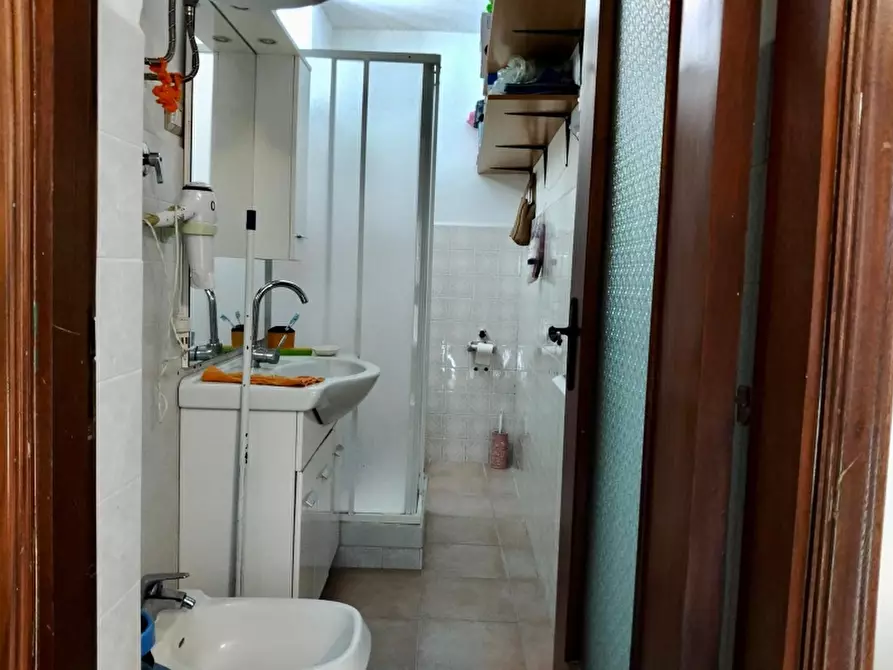 Immagine 7 di Magazzino in vendita  a Pagani