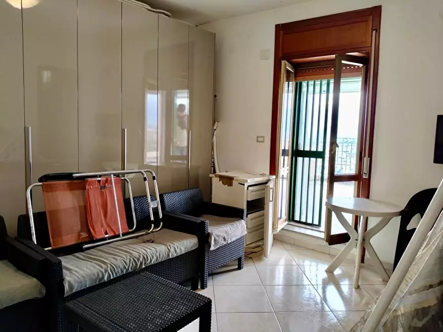 Immagine 8 di Magazzino in vendita  a Pagani