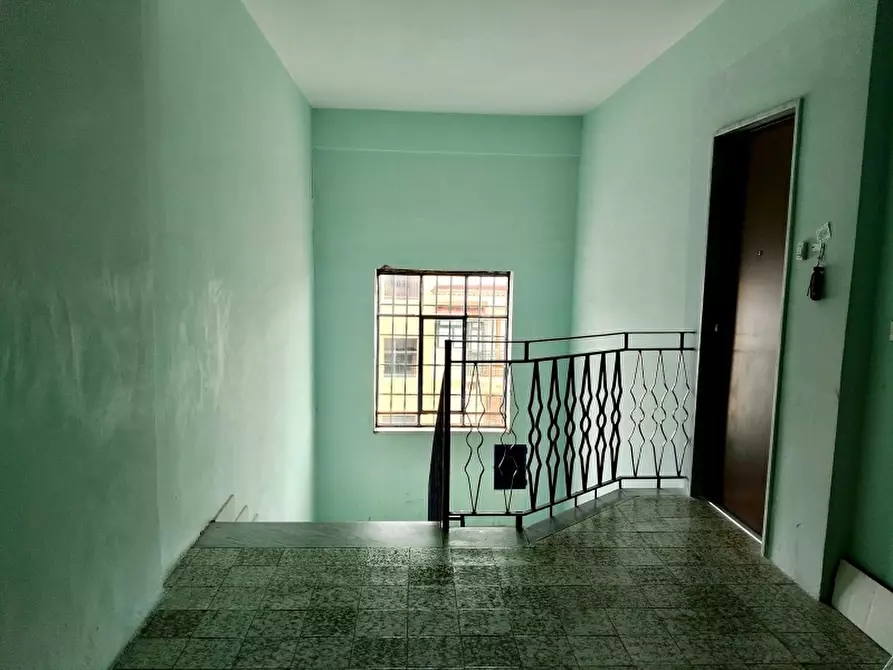 Immagine 10 di Magazzino in vendita  a Pagani