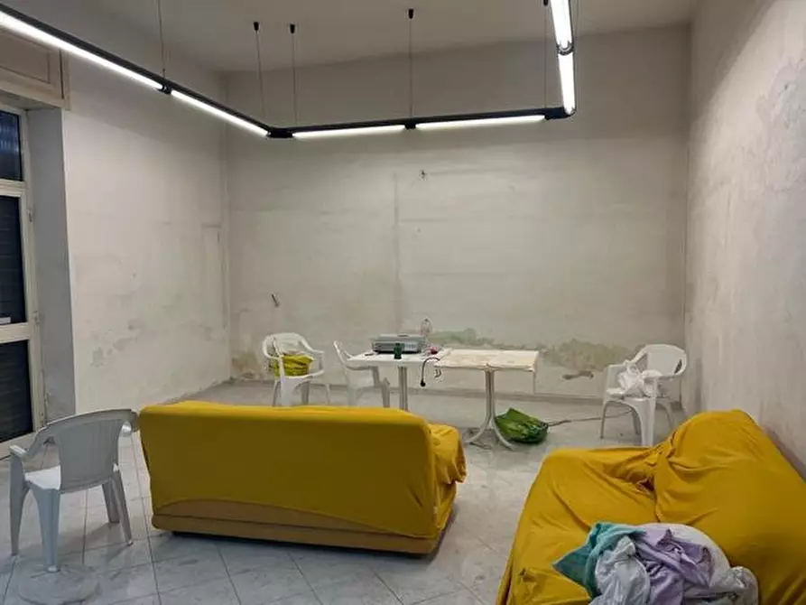 Immagine 4 di Negozio in affitto  in Via Lavorate Centro 120 a Sarno