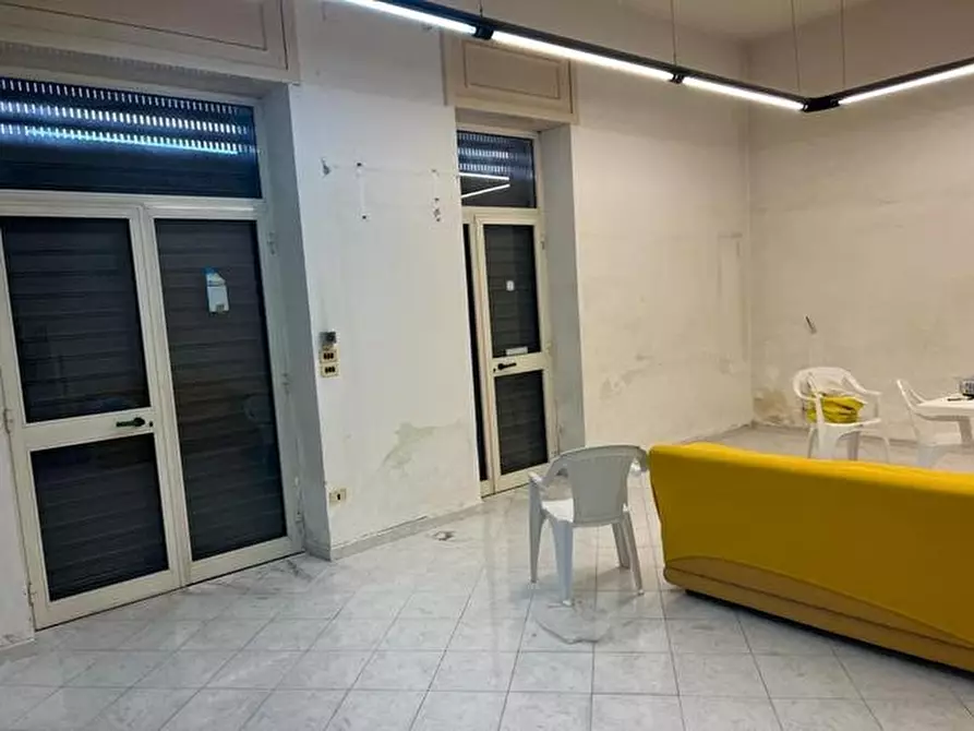 Immagine 5 di Negozio in affitto  in Via Lavorate Centro 120 a Sarno
