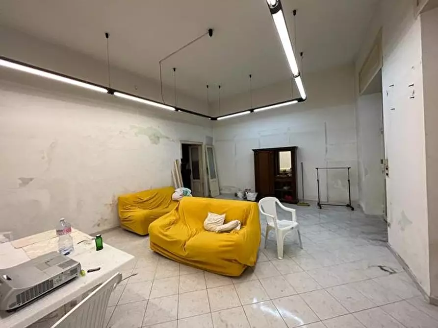 Immagine 8 di Negozio in affitto  in Via Lavorate Centro 120 a Sarno