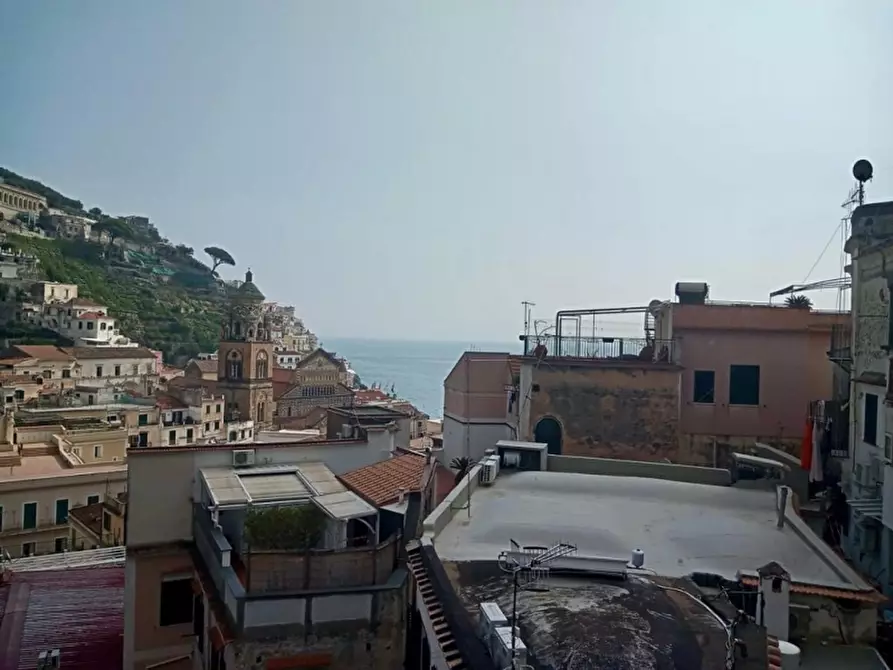 Immagine 1 di Appartamento in vendita  a Amalfi