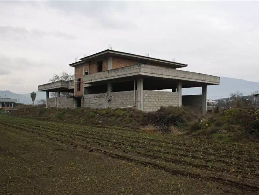 Immagine 1 di Terreno agricolo in vendita  in Via Zeccagnuolo a San Valentino Torio