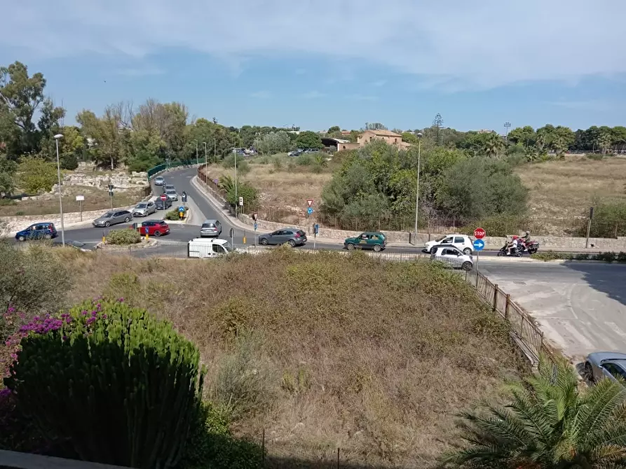 Immagine 1 di Appartamento in vendita  in Via Tevere a Siracusa