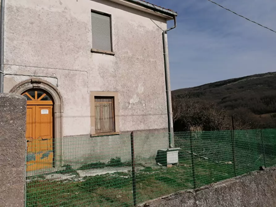 Immagine 2 di Casa indipendente in vendita  a Sessano Del Molise