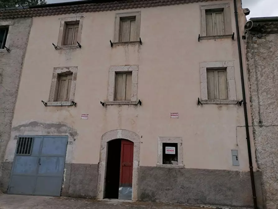 Immagine 2 di Casa indipendente in vendita  in VIA PITASSI a Ateleta