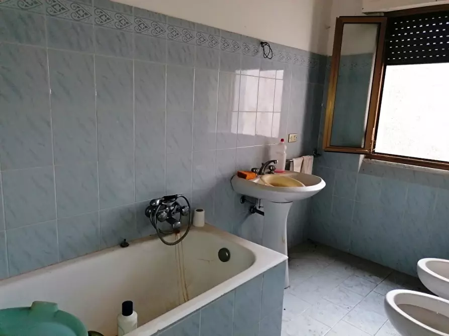 Immagine 11 di Casa indipendente in vendita  a Sessano Del Molise