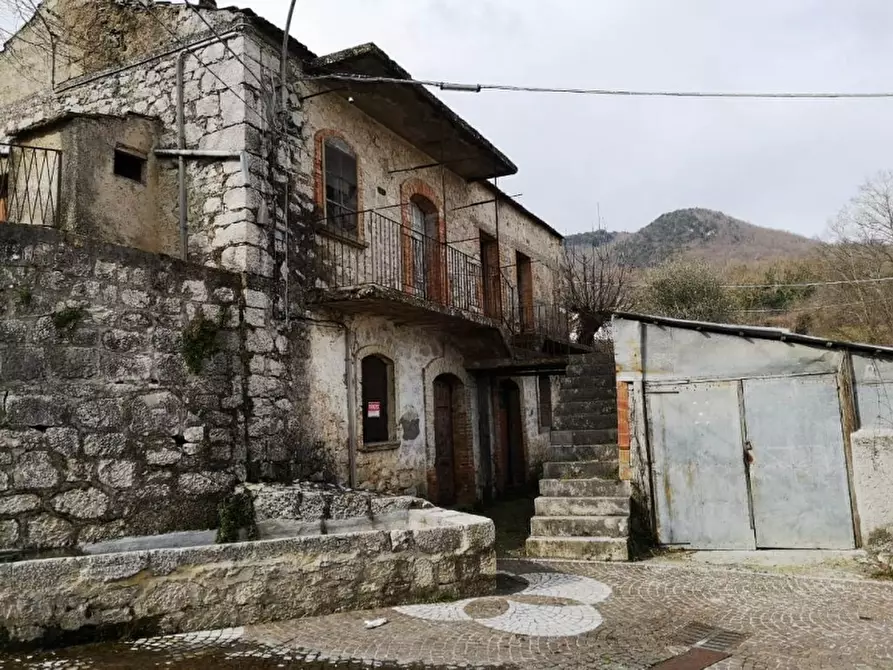 Immagine 12 di Casa indipendente in vendita  in Contrada Castelromano a Isernia