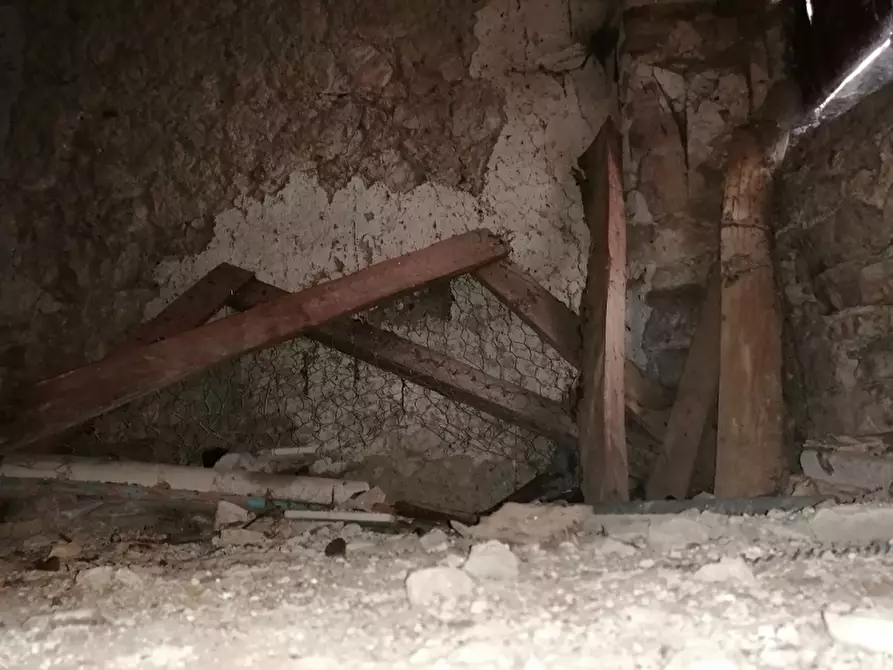 Immagine 15 di Casa indipendente in vendita  in VIA PITASSI a Ateleta