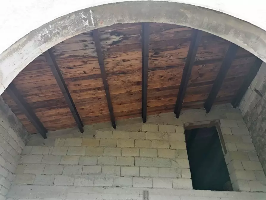 Immagine 15 di Casa indipendente in vendita  in Via Pescocupo a Sessano Del Molise