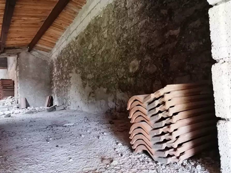 Immagine 16 di Casa indipendente in vendita  in Via Pescocupo a Sessano Del Molise