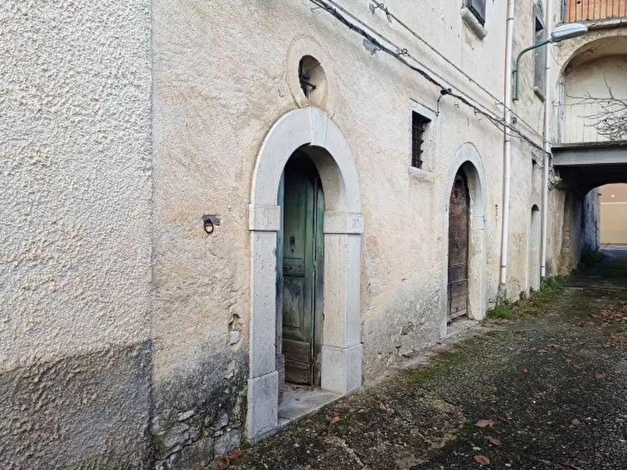 Immagine 2 di Porzione di casa in vendita  a Castelpetroso