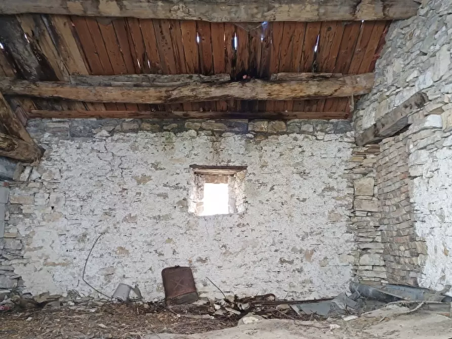 Immagine 22 di Porzione di casa in vendita  a Castelpetroso