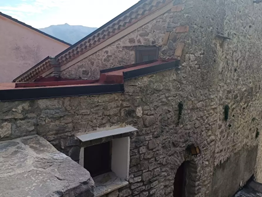 Immagine 10 di Casa indipendente in vendita  in VIA BORGO SNC a Castelpizzuto