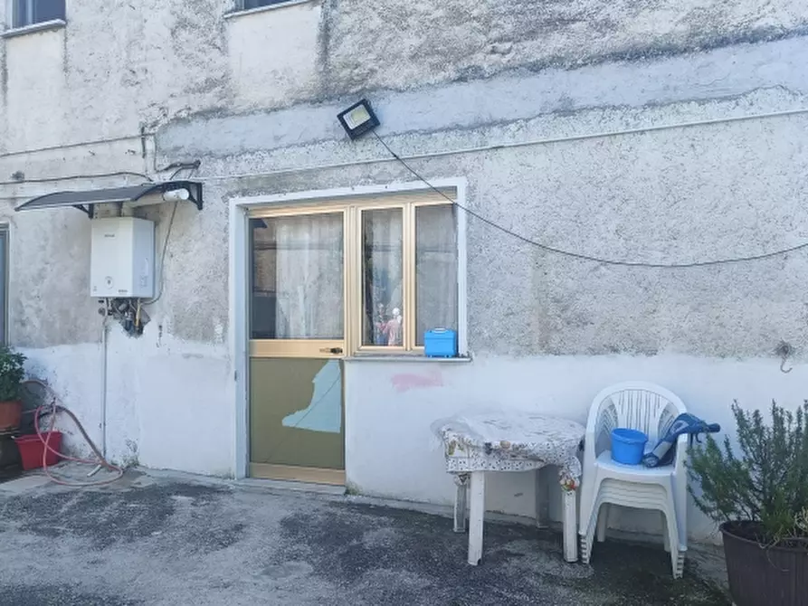 Immagine 2 di Casa indipendente in vendita  a Monteroduni