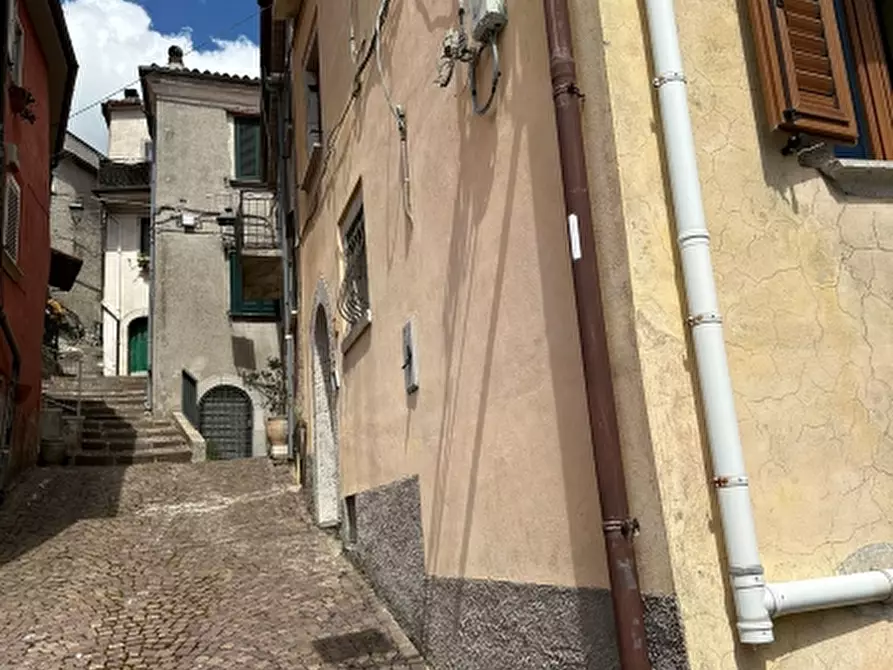 Immagine 2 di Casa indipendente in vendita  a Miranda