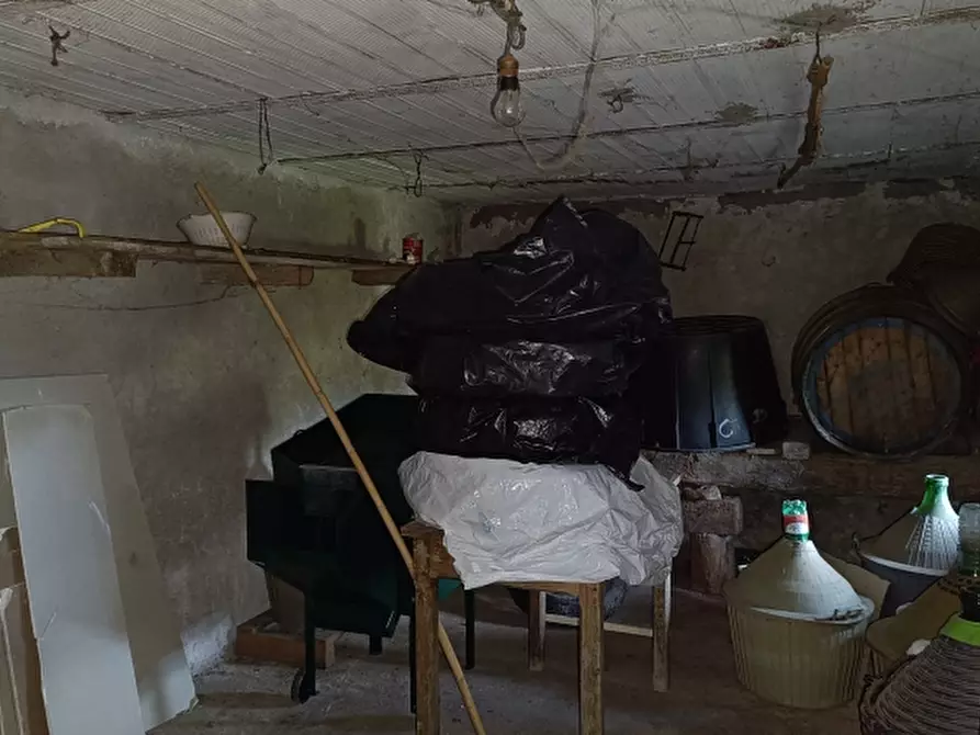 Immagine 23 di Casa indipendente in vendita  a Isernia